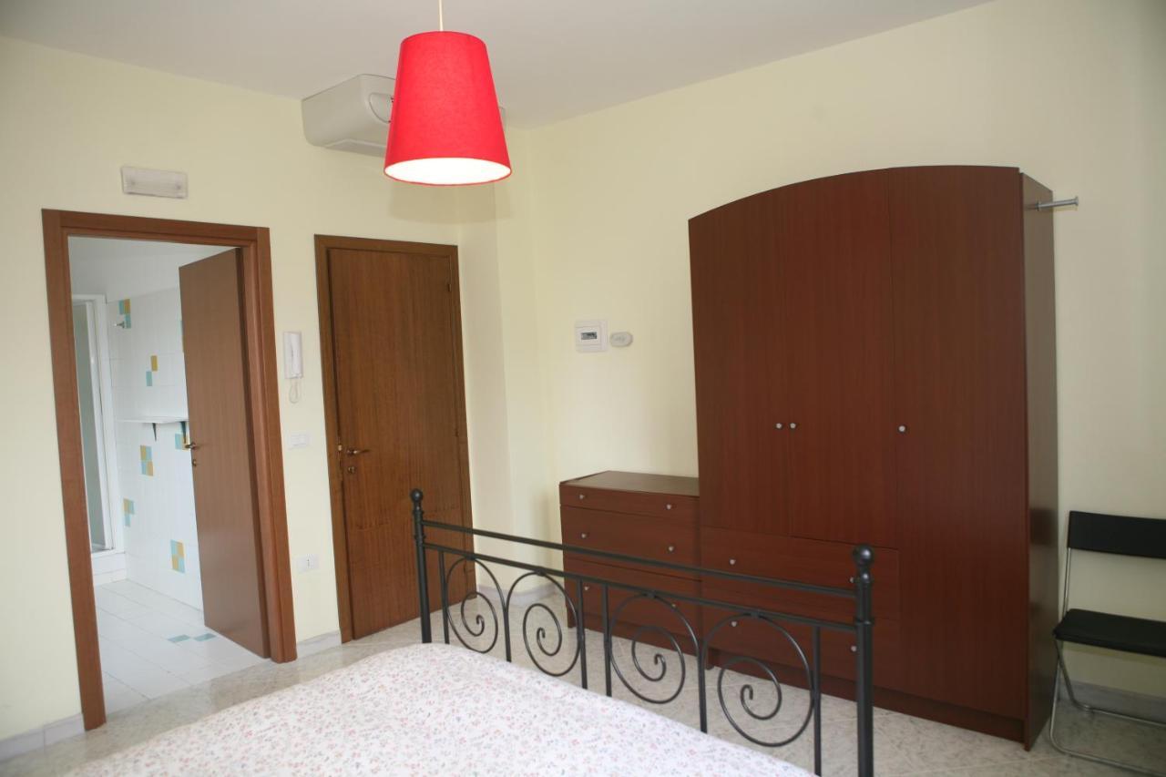 B&B La Collina Degli Ulivi Civitella Del Tronto Ruang foto