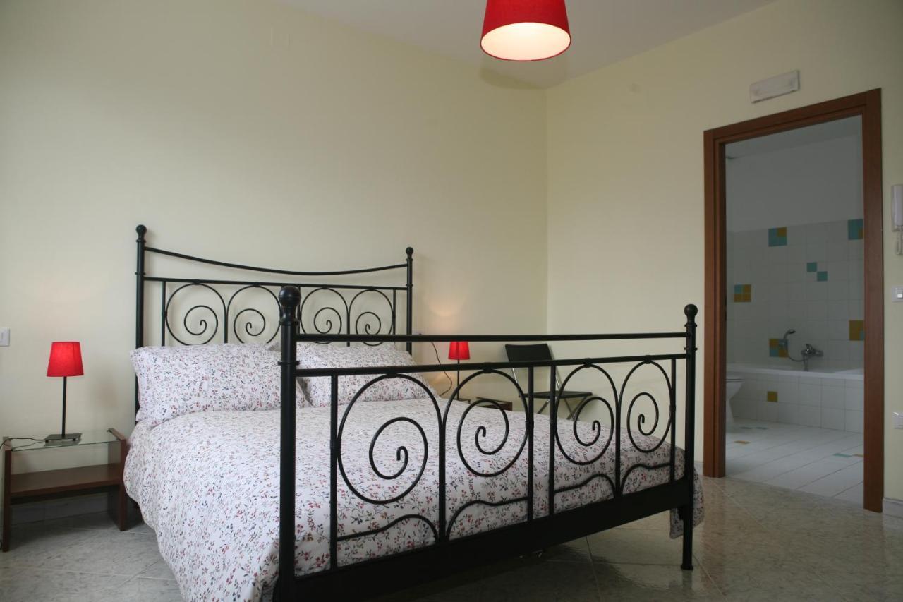 B&B La Collina Degli Ulivi Civitella Del Tronto Ruang foto